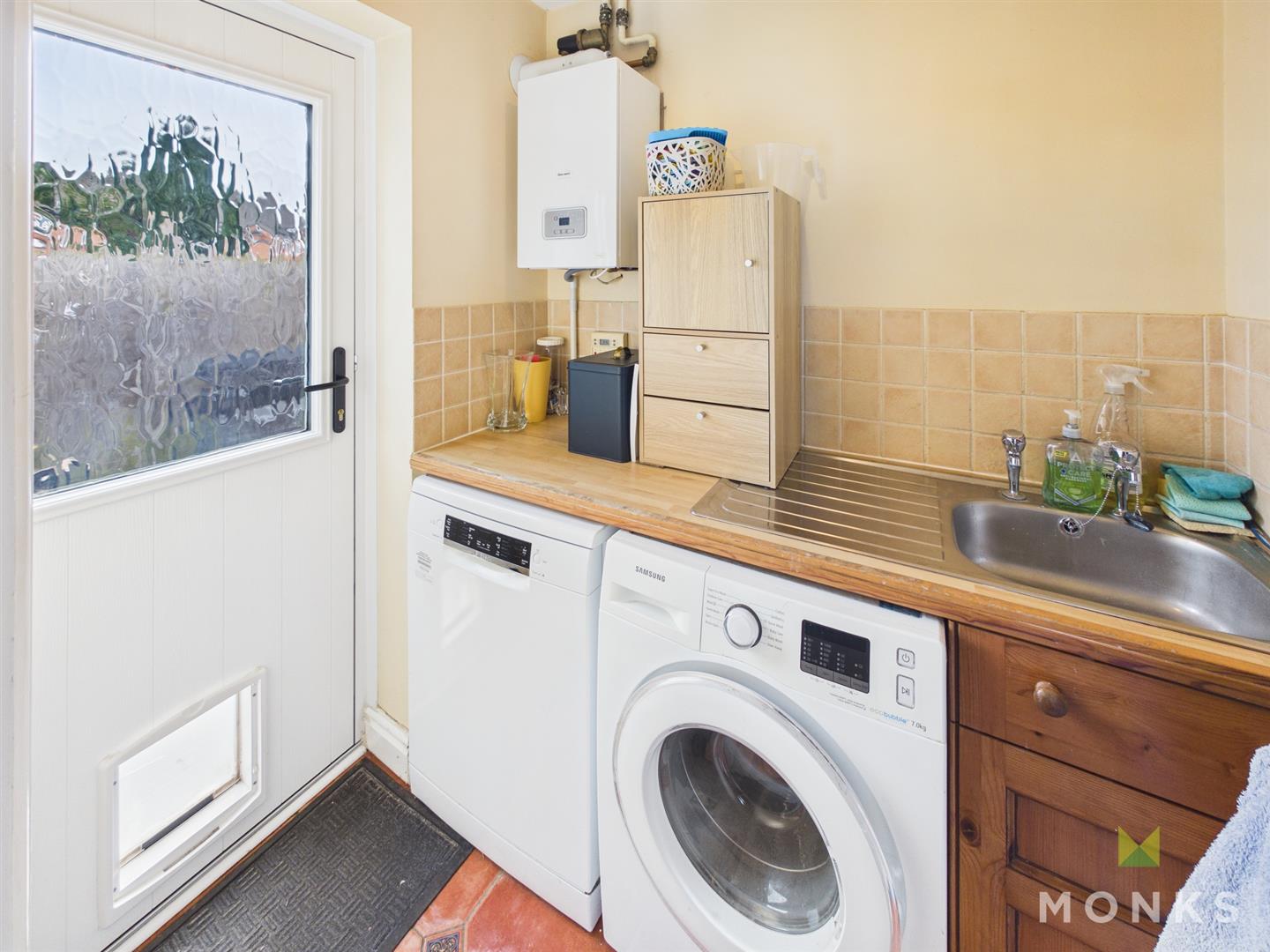 26 Kings Drive, Shrewsbury, SY4 2DG For Sale